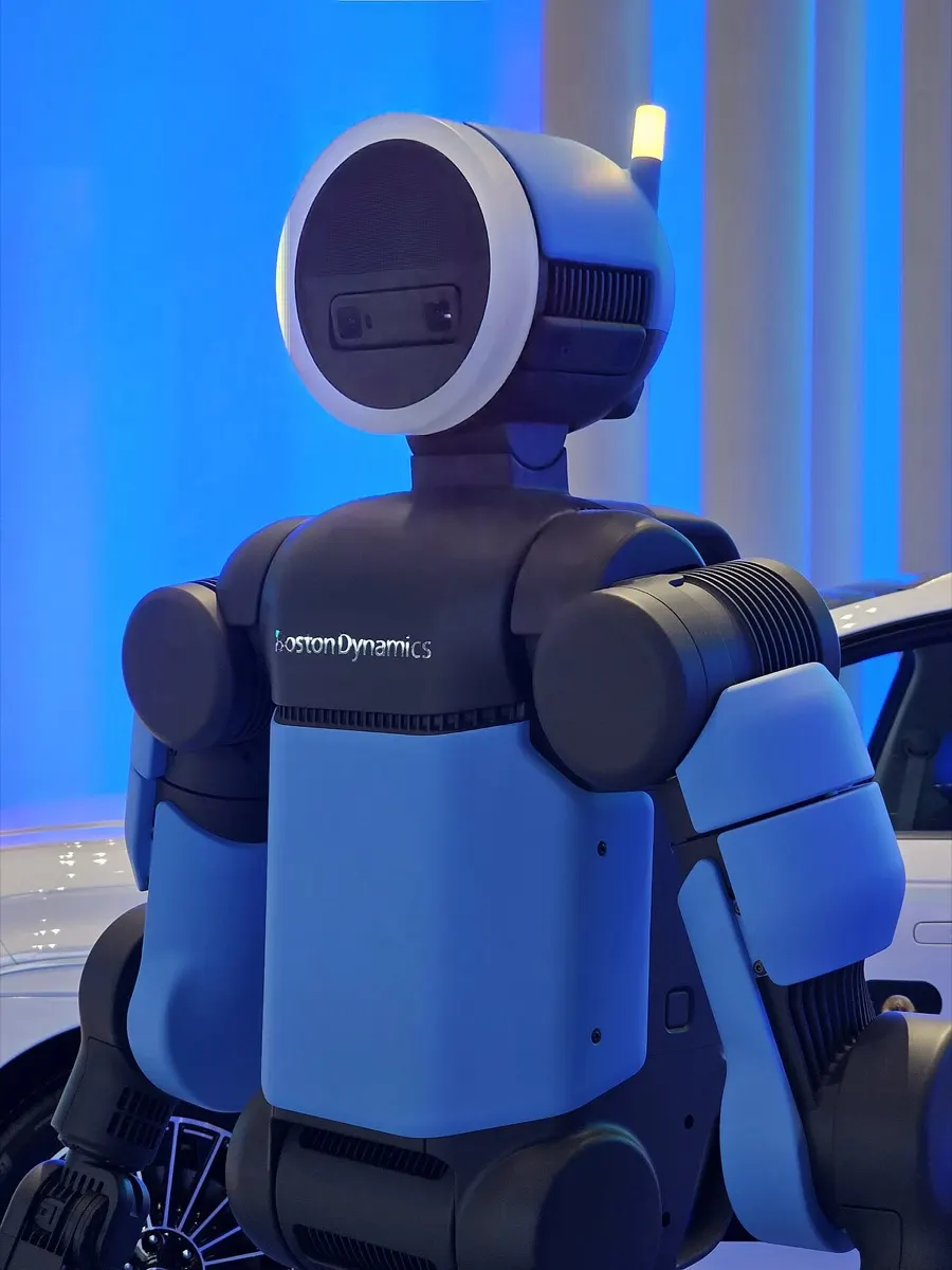 Boston Dynamics / Hyundai (USA) Atlas (electric) (3)