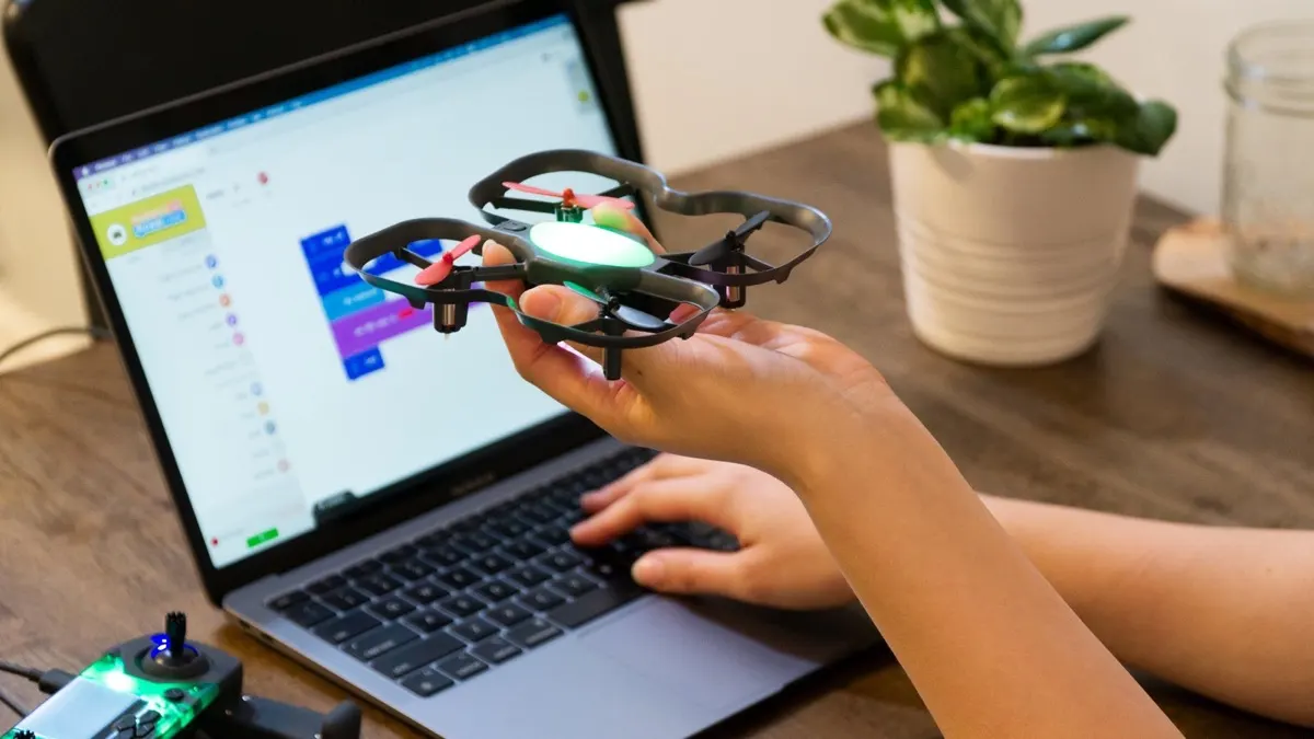 Robolink CoDrone EDU (3)