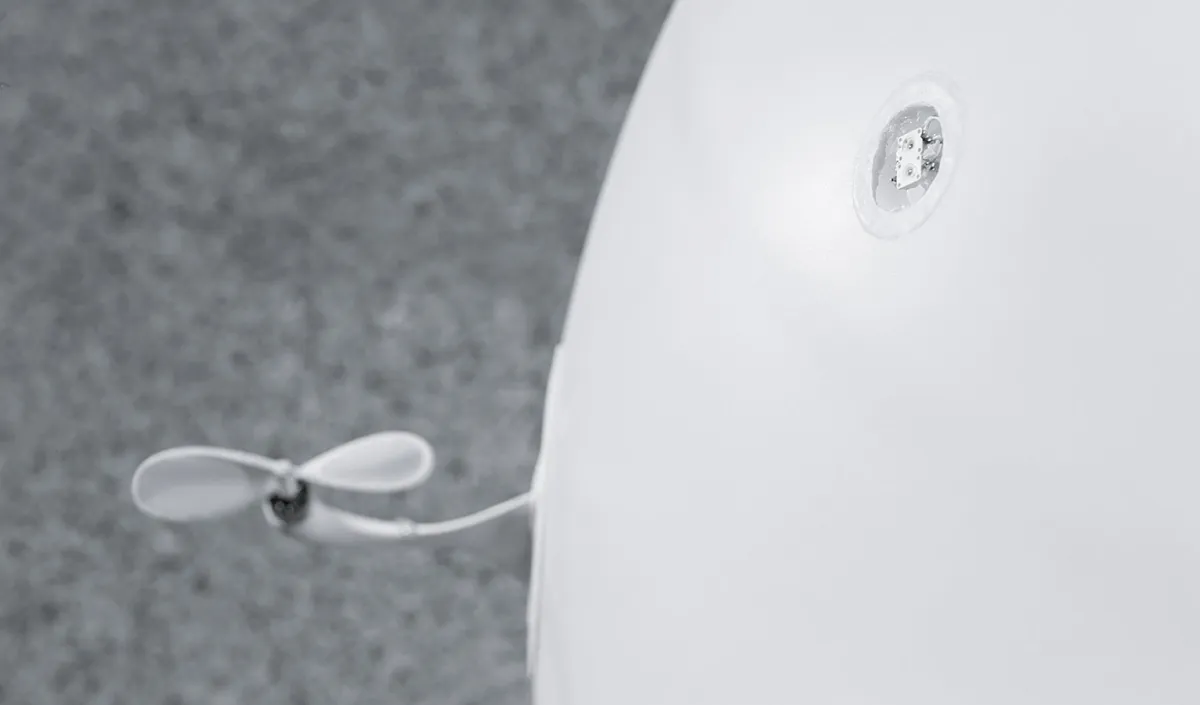 Festo Bionic Learning Network (Germany) eMotionSpheres (2)