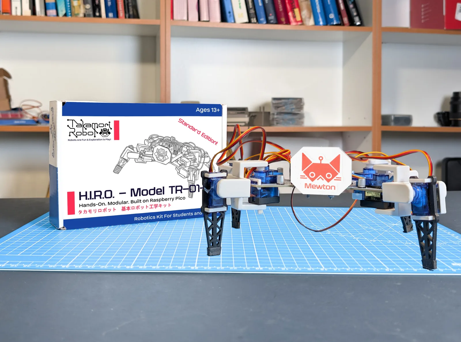 Takamori Robot H.I.R.O. (Model TR-01-A) (1)