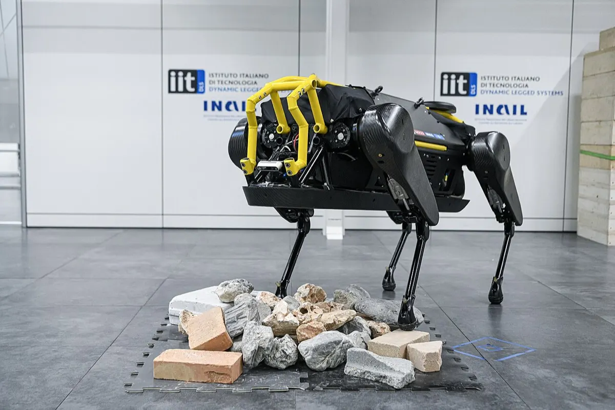 Istituto Italiano di Tecnologia (Italy) HyQ / HyQReal (1)
