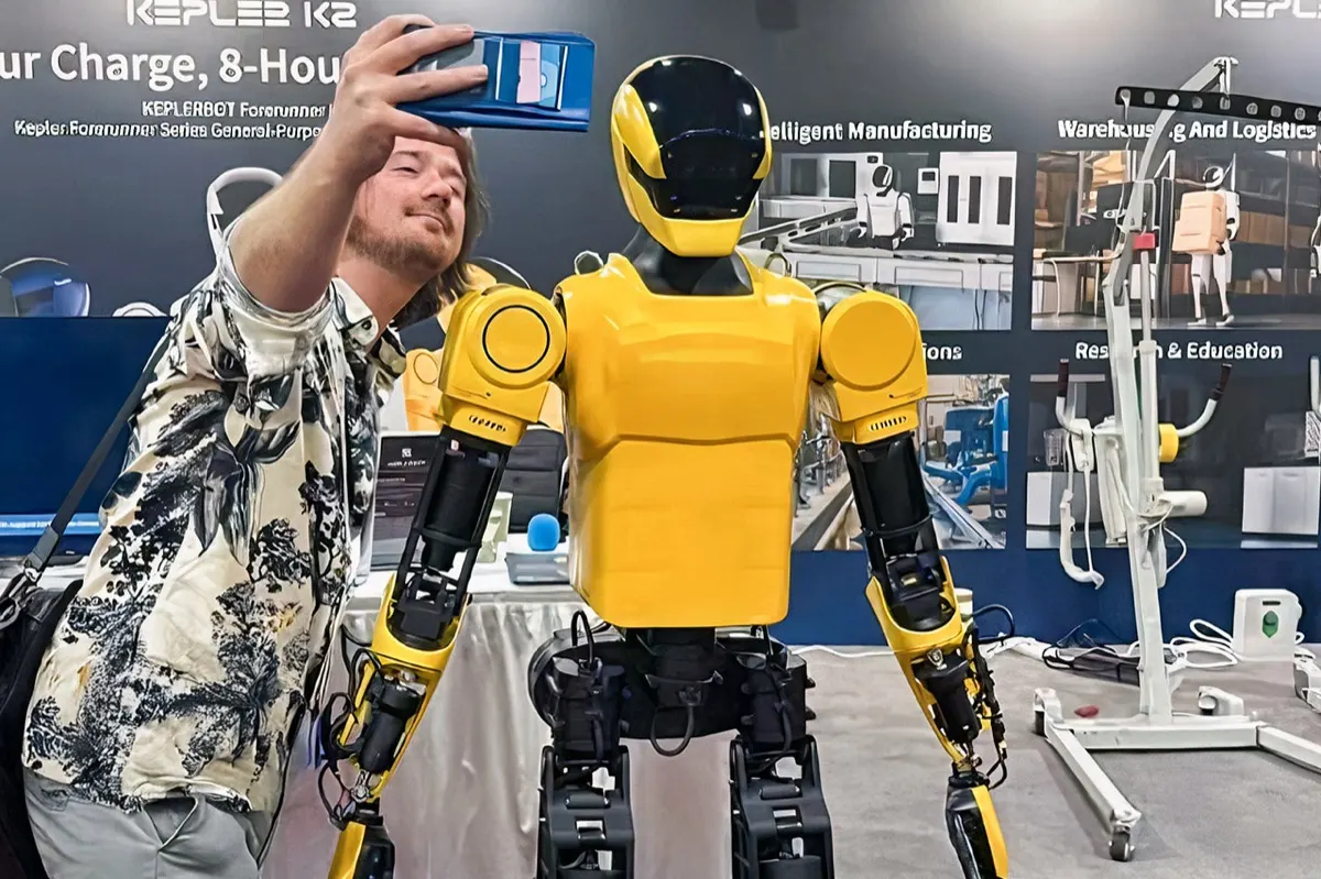Kepler Exploration Robotics (China) Forerunner K2 "Bumblebee" (1)
