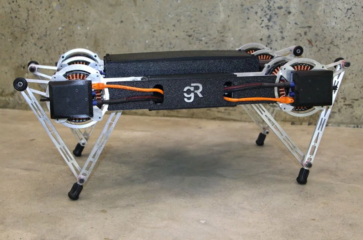 Ghost Robotics (US) Minitaur (1)