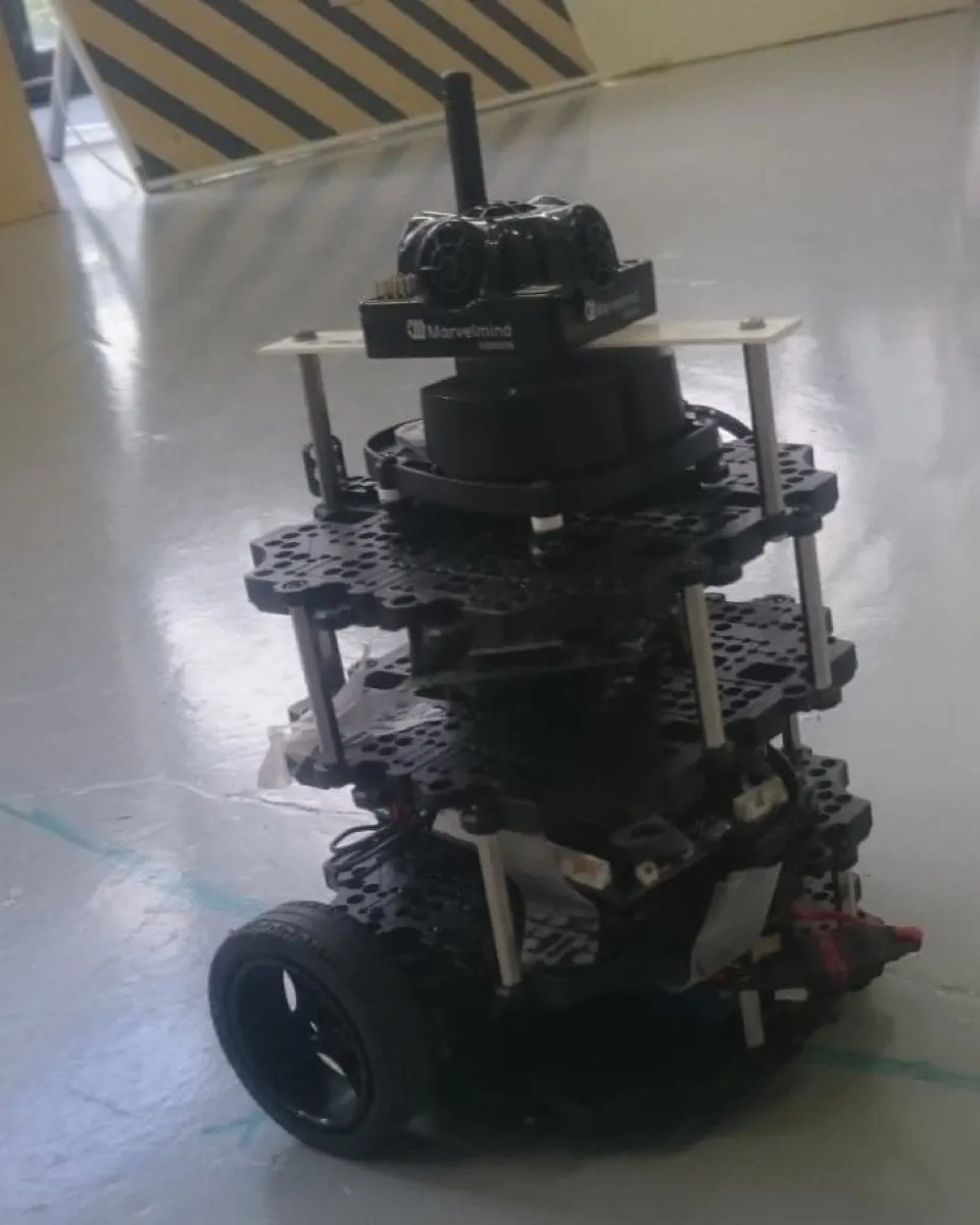 ROBOTIS (South Korea) with Open Robotics TurtleBot 3 (Burger / Waffle Pi) (2)