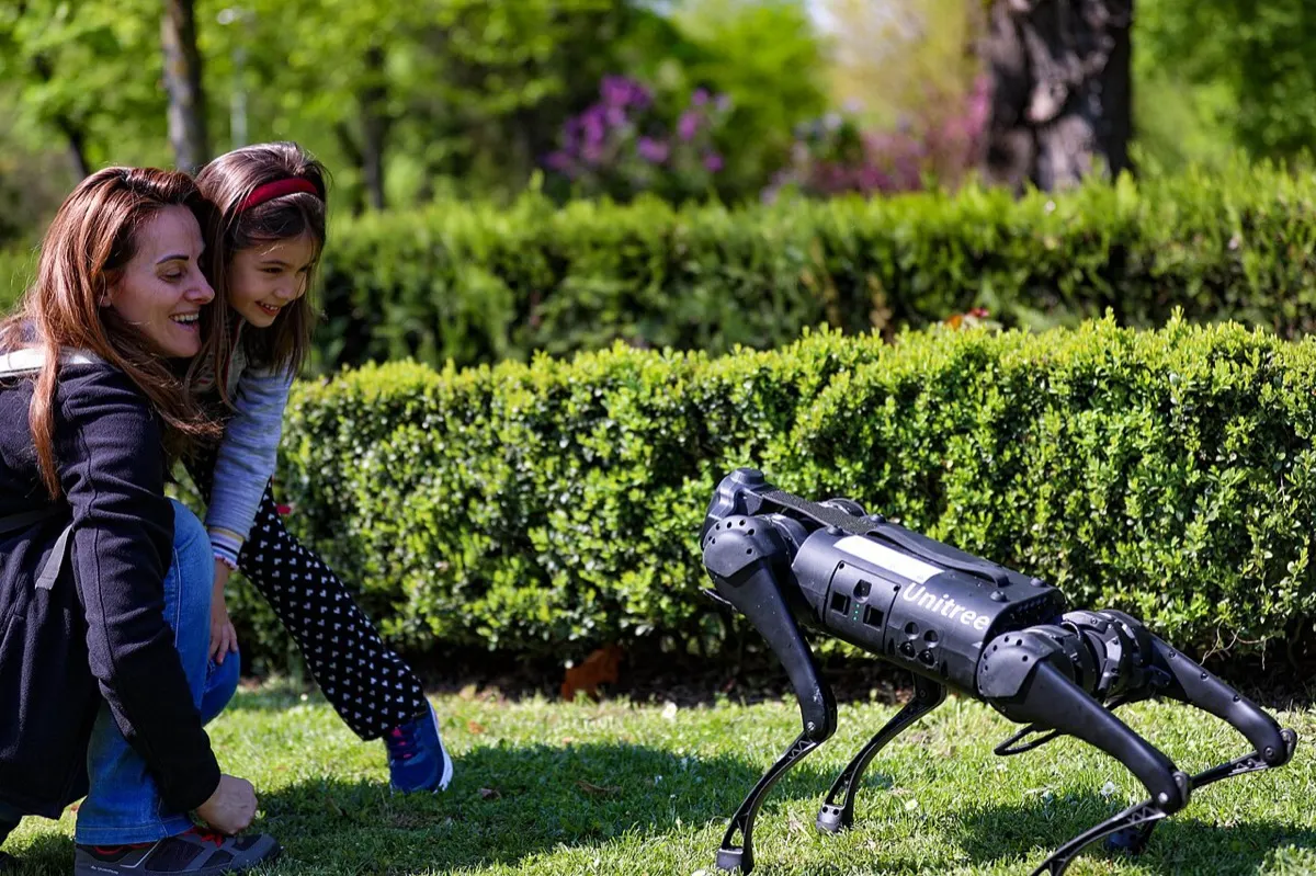 Unitree Robotics (China) Go1 (Air / Pro / Edu) (3)